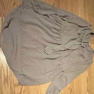 DR2 Gray Polka Dot Blouse